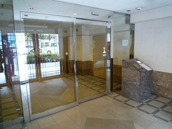 ベスト伊勢佐木長者町1107号室 エントランス