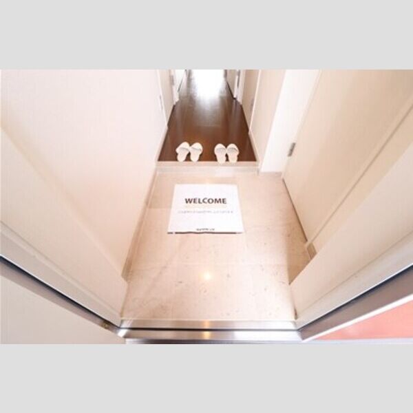 リュージュ602号室 玄関