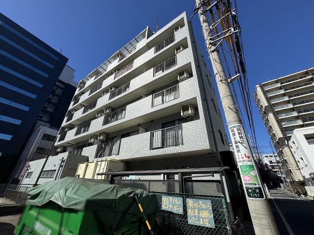 ピスタ２１ 外観