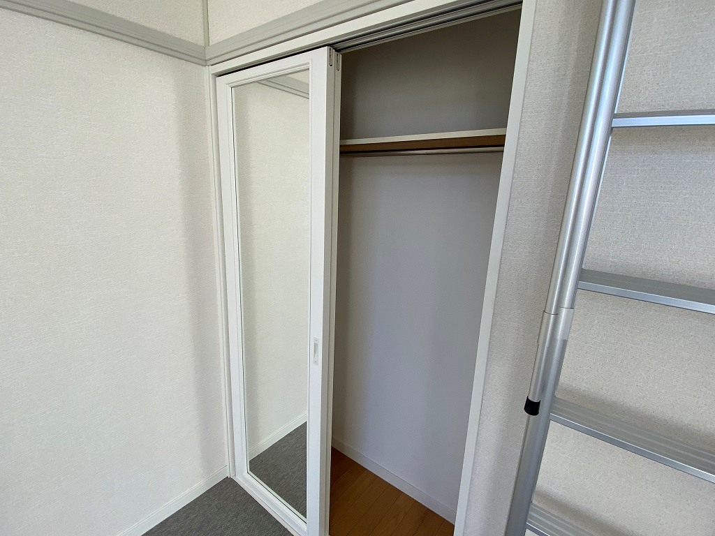 レオパレスＦＬＯＷＥＲＨＩＬＬⅡ 内観