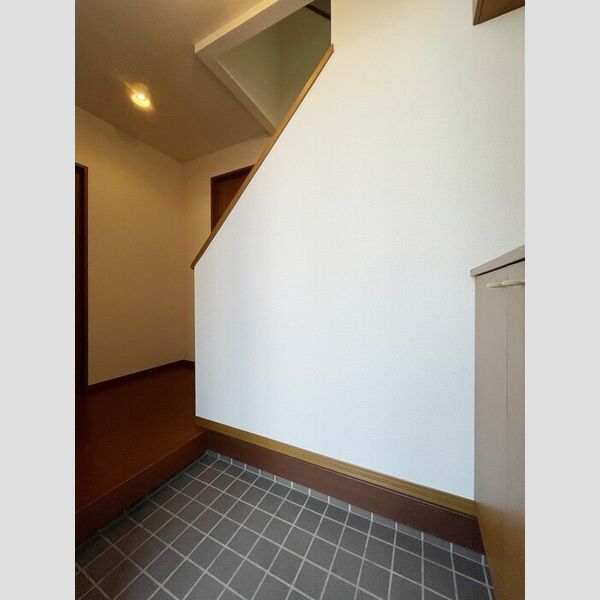 プリズムパーク　AB棟 玄関