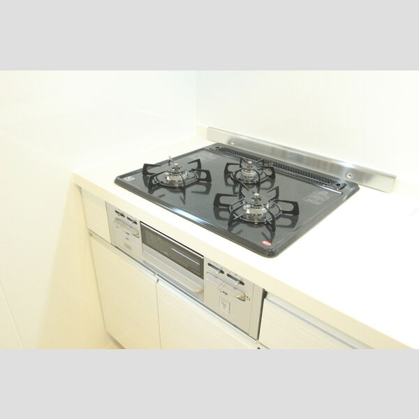 ・　コンティニュエ103号室 コンティニュエ　103号室　キッチン