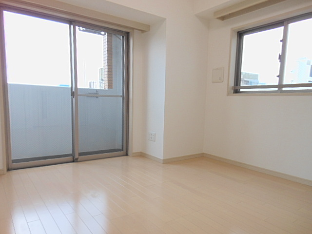 ガーラ・シティ亀戸5階 居室