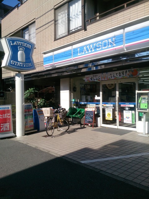 ガーラ・アヴェニュー武蔵小杉1階 ローソン