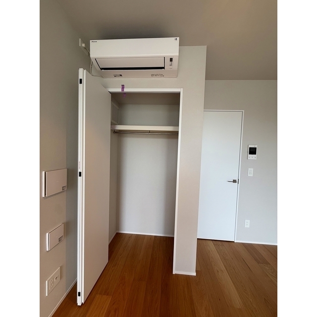 アトリオフラッツ自由が丘イースト404号室 洋室収納　2026年2月撮影