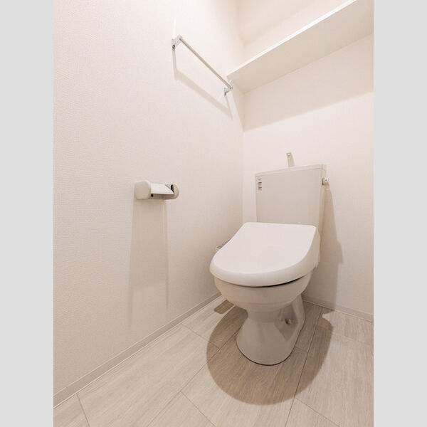 シェルト新都心306号室 トイレ