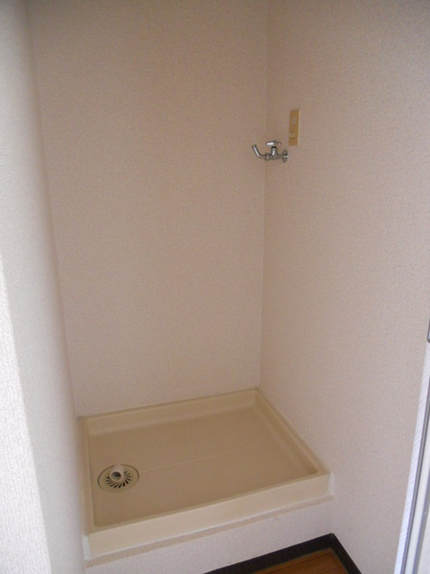 ベルハイツ相模原0202号室 防水板