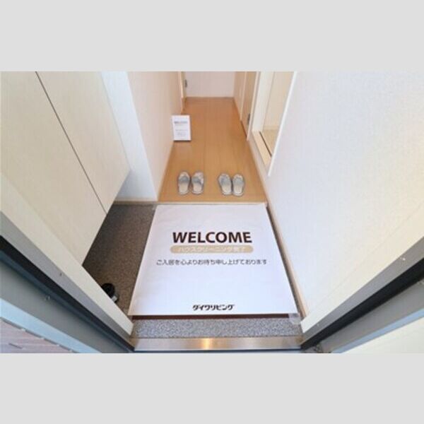 ウィルビュー　C 玄関