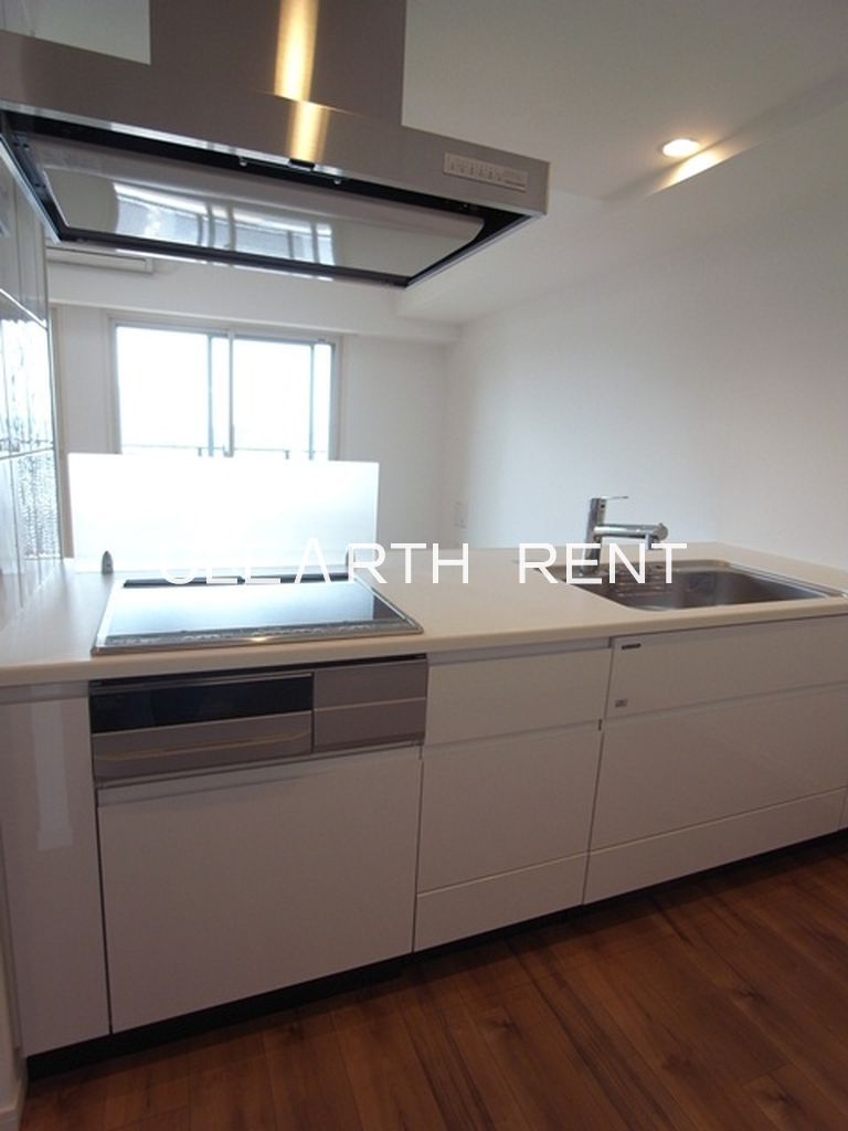 コンシェリア南青山 ☆直接の管理会社クレアスレント/人気エリアで快適な新生活☆