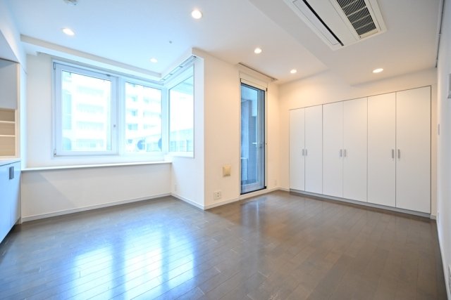 ラ ヴォーグ南青山4階 部屋その他