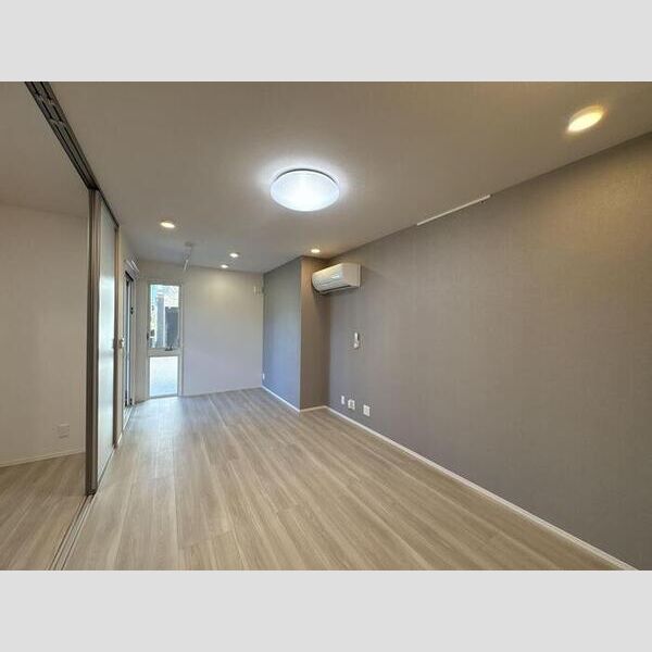 セレスティア六町Ⅱ103号室 LDK