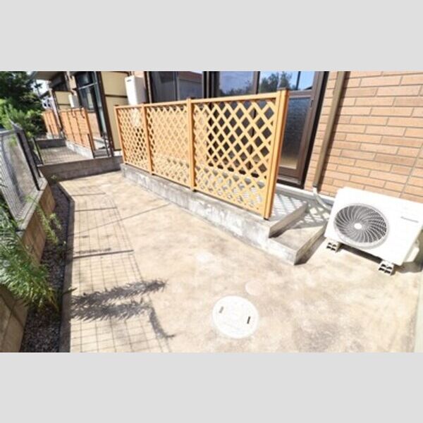 アシェルガーデン103号室 専用庭