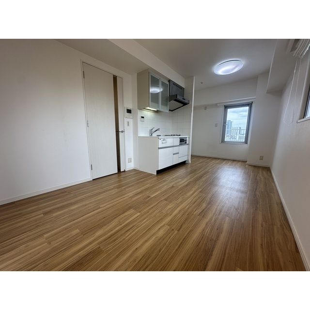 ダイナシティ新中野 3面採光・通風良好なLDK！