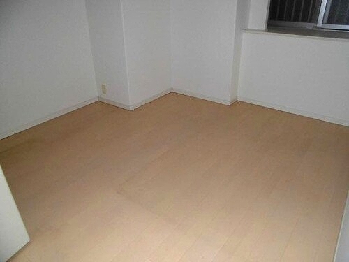 サーパス柏イーストテラス5階 洋室　約6.2畳　※2025年12月撮影