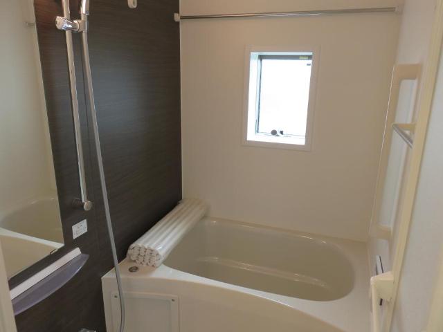 グレイシャス鎌倉201号室 バス