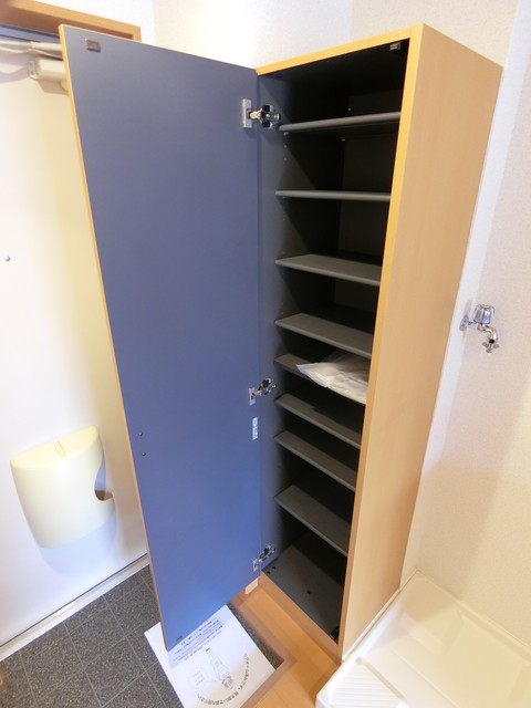 ビーハイヴ0202号室 収納