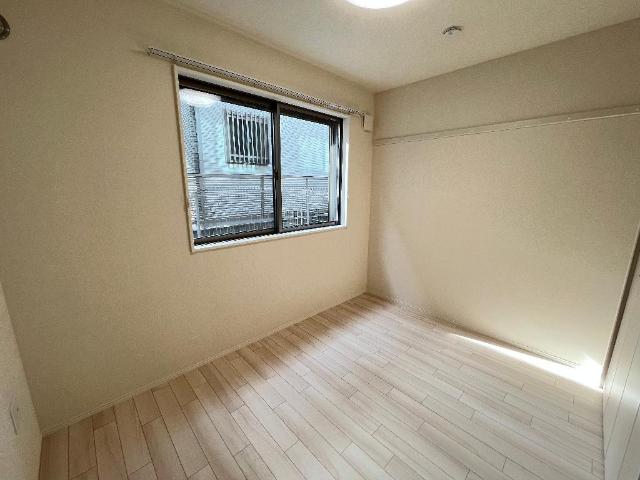 リラッサンテ（Rilassante） 洋室