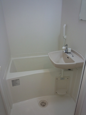 レオパレス幸手ＥａｓｔⅡ105号室 お風呂