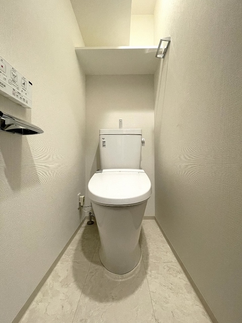 ガーラ・ステーション東神奈川11階 シンプルで使いやすいトイレです