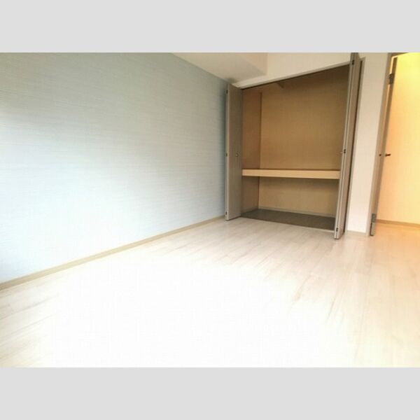 コーポ・ラ・シエル102号室 洋室