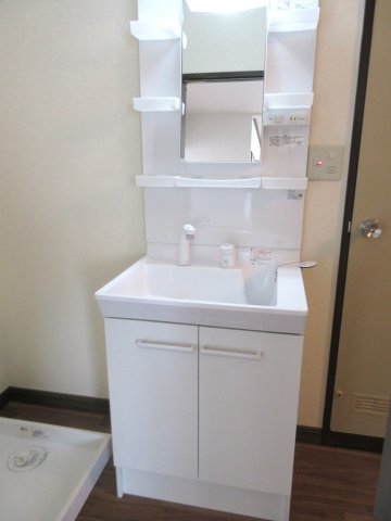 コーポ三晃Ｂ ※別号室の参考写真(現況優先・仕様違いの場合あり)