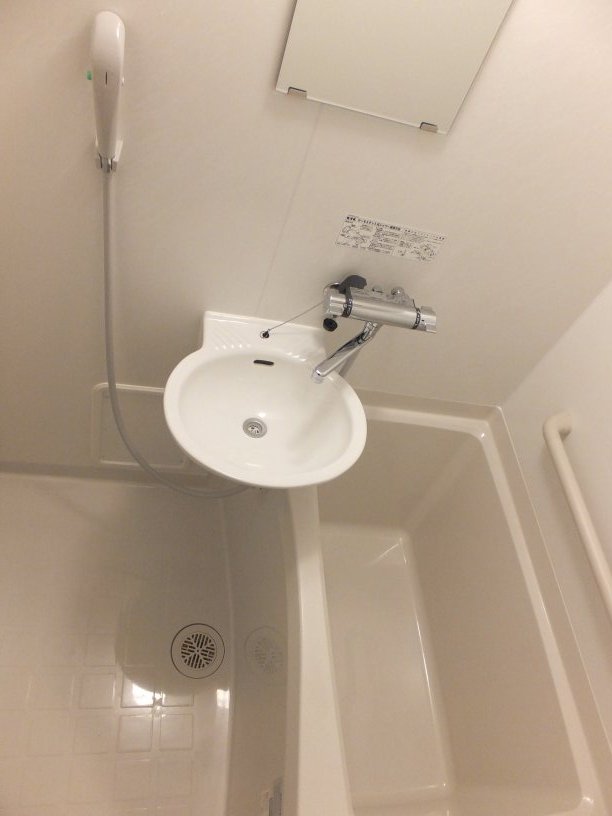 レオパレスフローラ　Ｓ お風呂