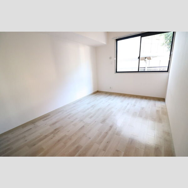 ハイム美須102号室 洋室