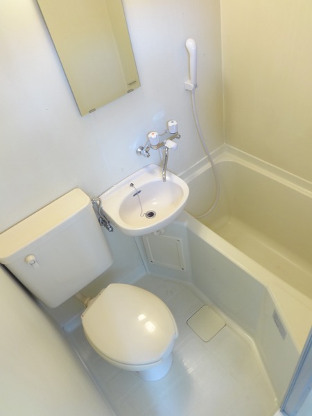 メインステージ大森町駅前305号室 お風呂