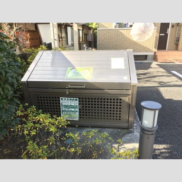 ハーモニー参番館102号室 入居者専用ゴミ置き場