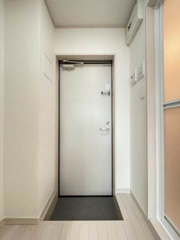 リブ青井3階 玄関