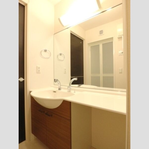 ボナール酒井根　Ⅲ号棟 洗髪洗面化粧台