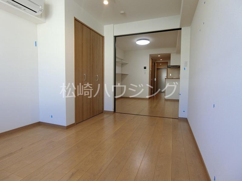 blue palette 中野平和の森2階 内観