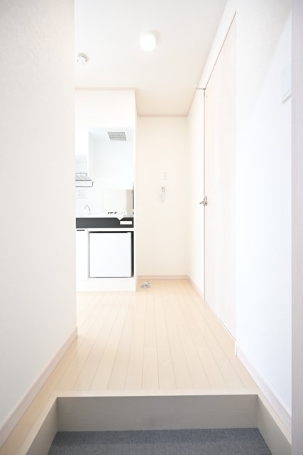 ＡＰＴ西新井2階 玄関
