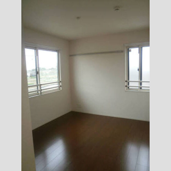 Bogor Residence 北側洋室♪