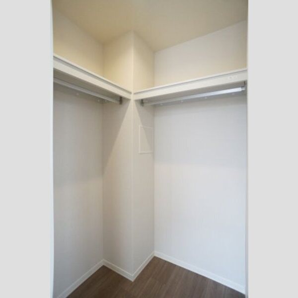 Bequem3201号室 大容量のウォークインクローゼット