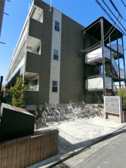 リブリ・ADONIS105号室 エントランス