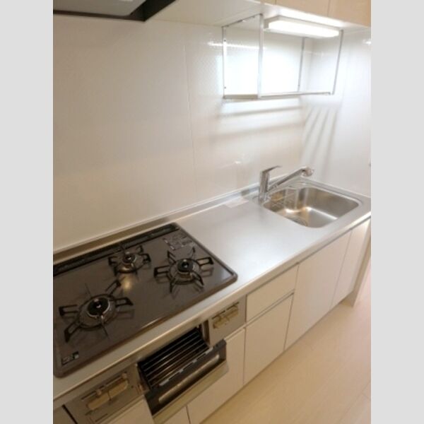 レーヴマニフィック南柏306号室 ガスコンロ3口グリル付