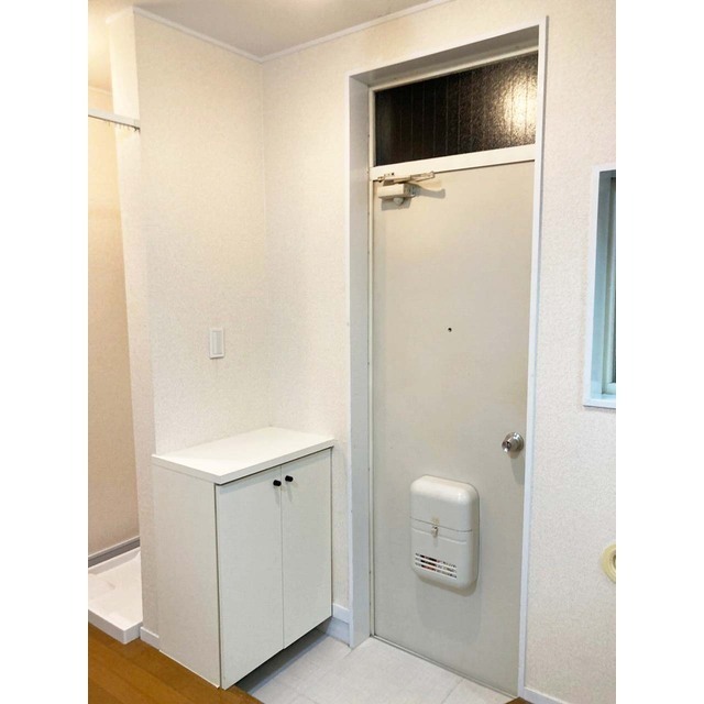 メゾンレジーナ 玄関