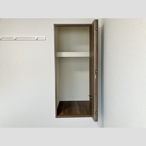 フォレストウッド　B棟201号室 収納