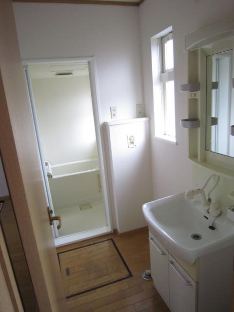 クイーンズヒルＣ棟 洗面