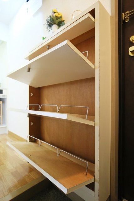 日神パレステージ中村橋8階 靴入/※家具小物等はイメージです