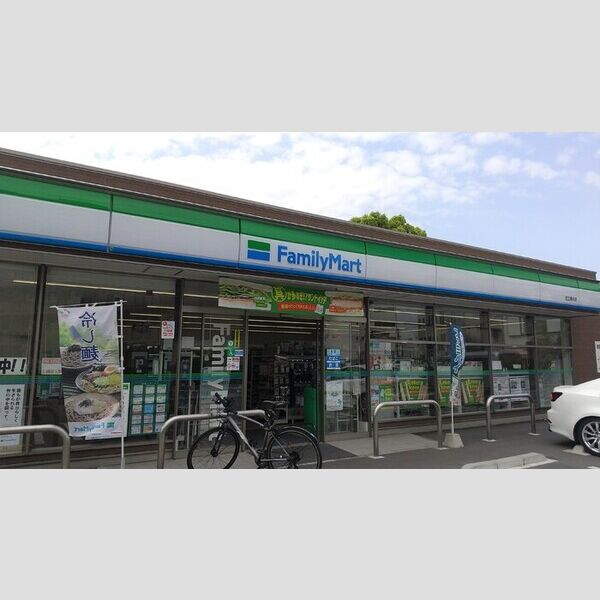 グレイスメゾン ファミリーマート足立青井店