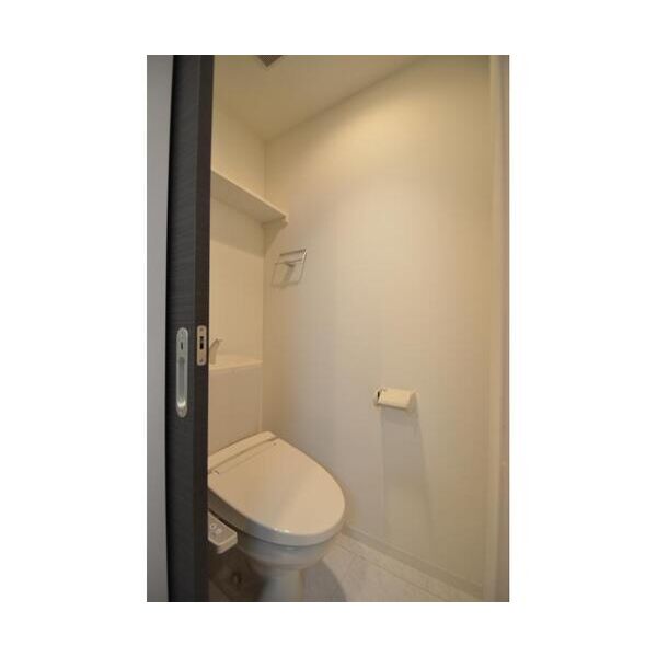 Argione坂上103号室 トイレ