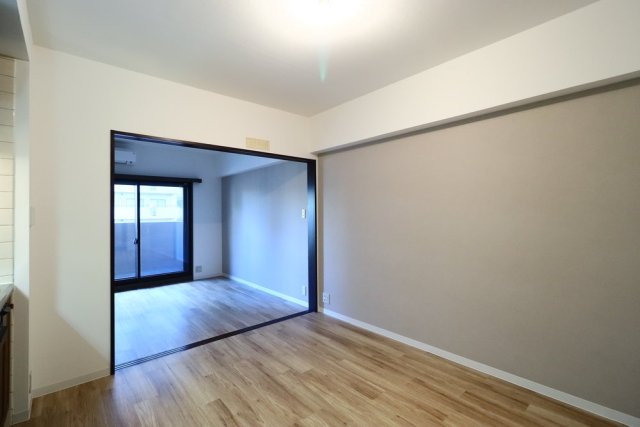 朝日シティパリオ王子神谷 リビング