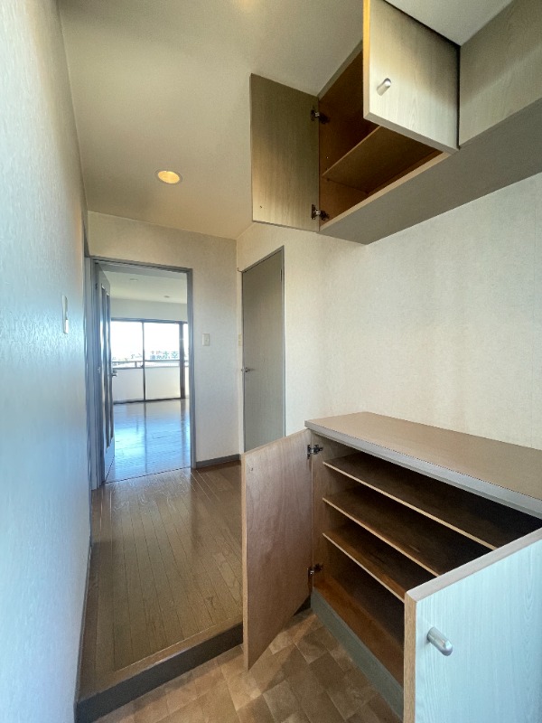 ガーデンヒルズ和光６2階 収納