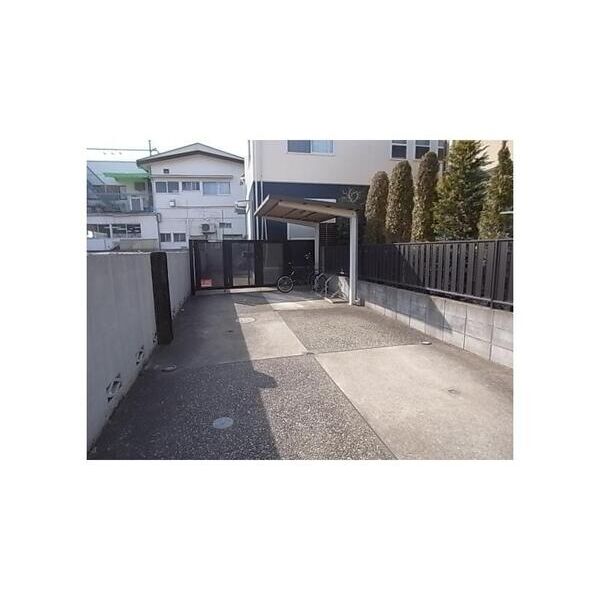 ポルックス 外観