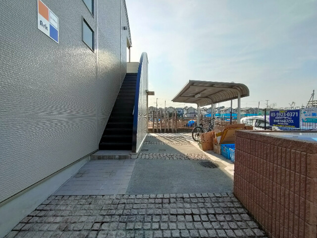 サンヴィアーレ・アーク エントランス