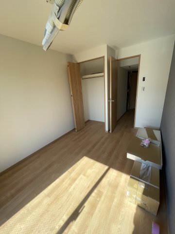 スマートマリーナ502号室 寝室