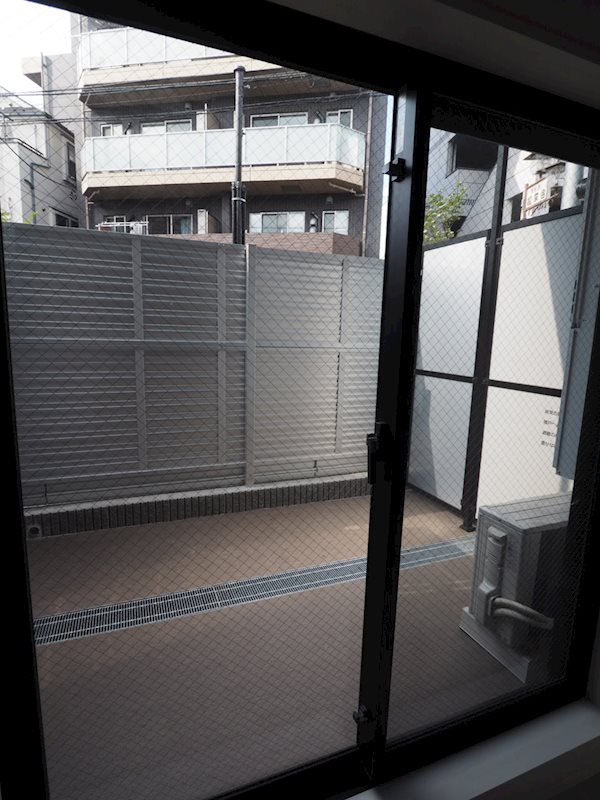 ドゥーエ二子新地 バルコニー