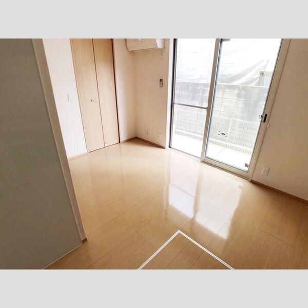 シュトラルヴェヌス102号室 洋室別角度